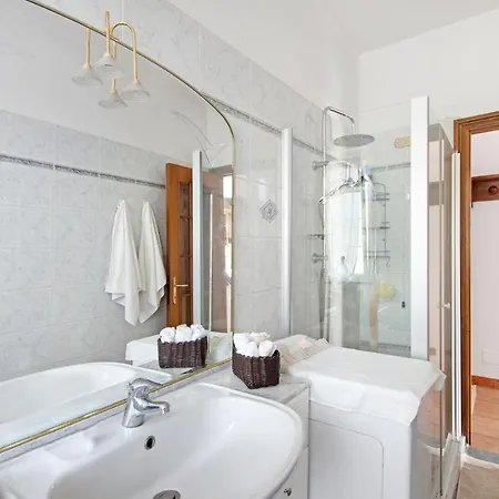 Ca Olivella Apartman *